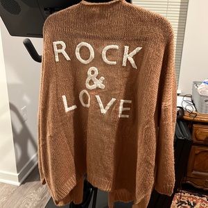 NWT Elan famous rock and love cardigan